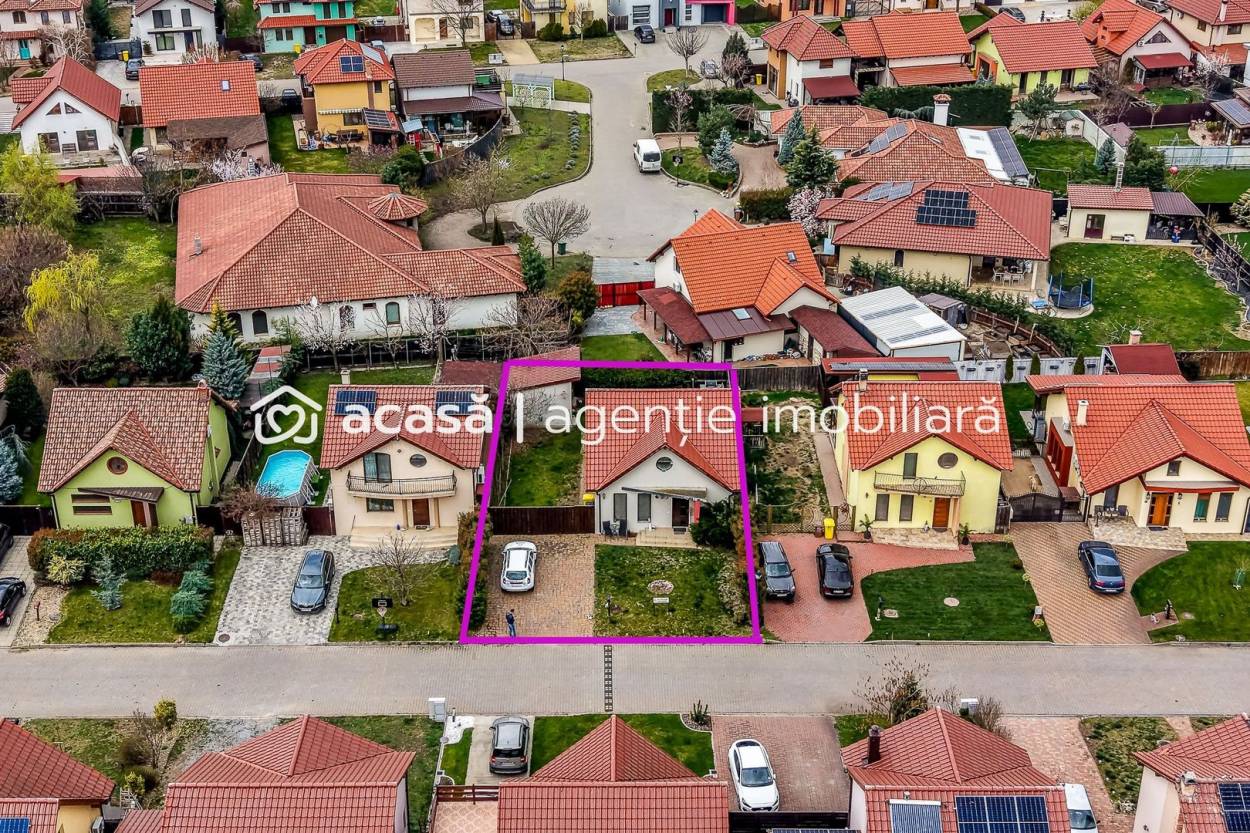 Vanzare casa/vila  4 CAMERE in Arad, Gai, 387 mp