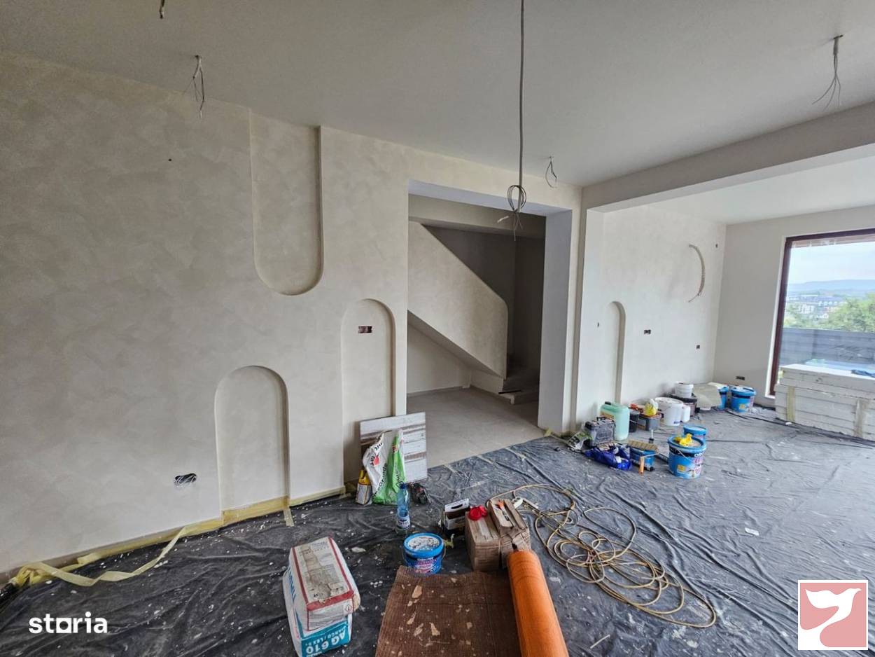 Vanzare casa/vila  4 CAMERE in Iaşi