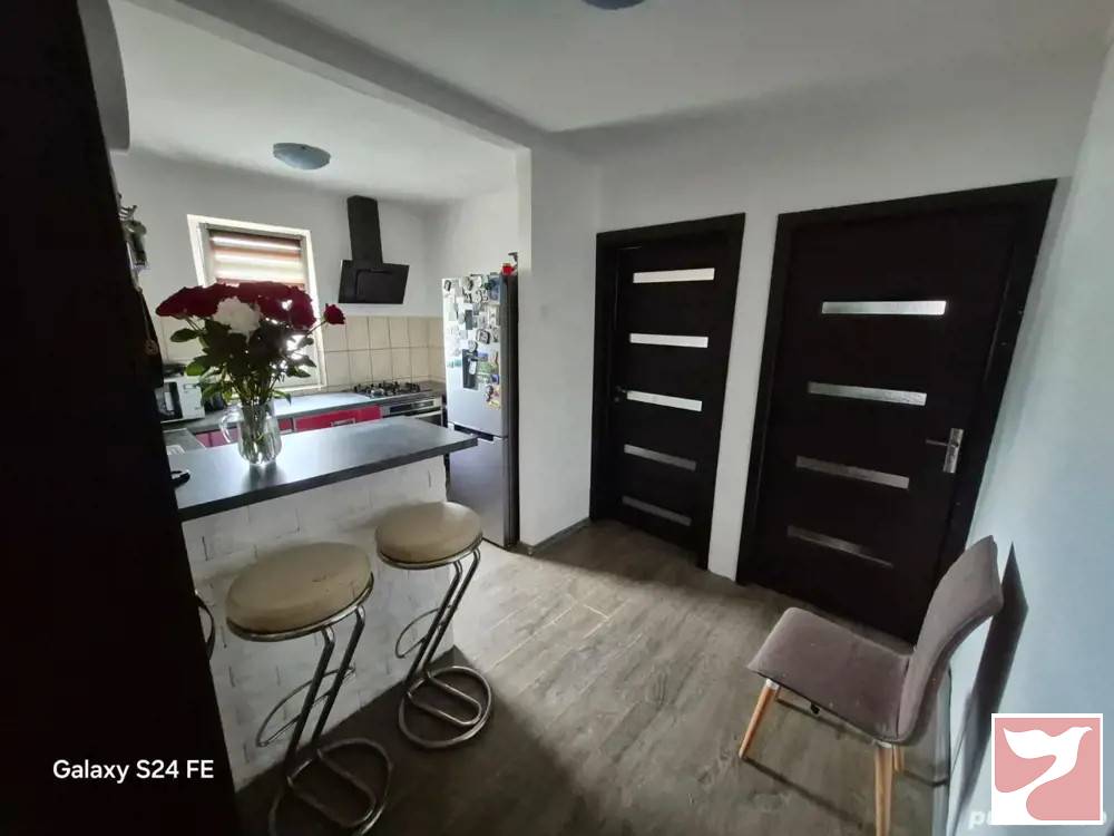 Vanzare apartament  3 CAMERE in Bacău, 53 mp