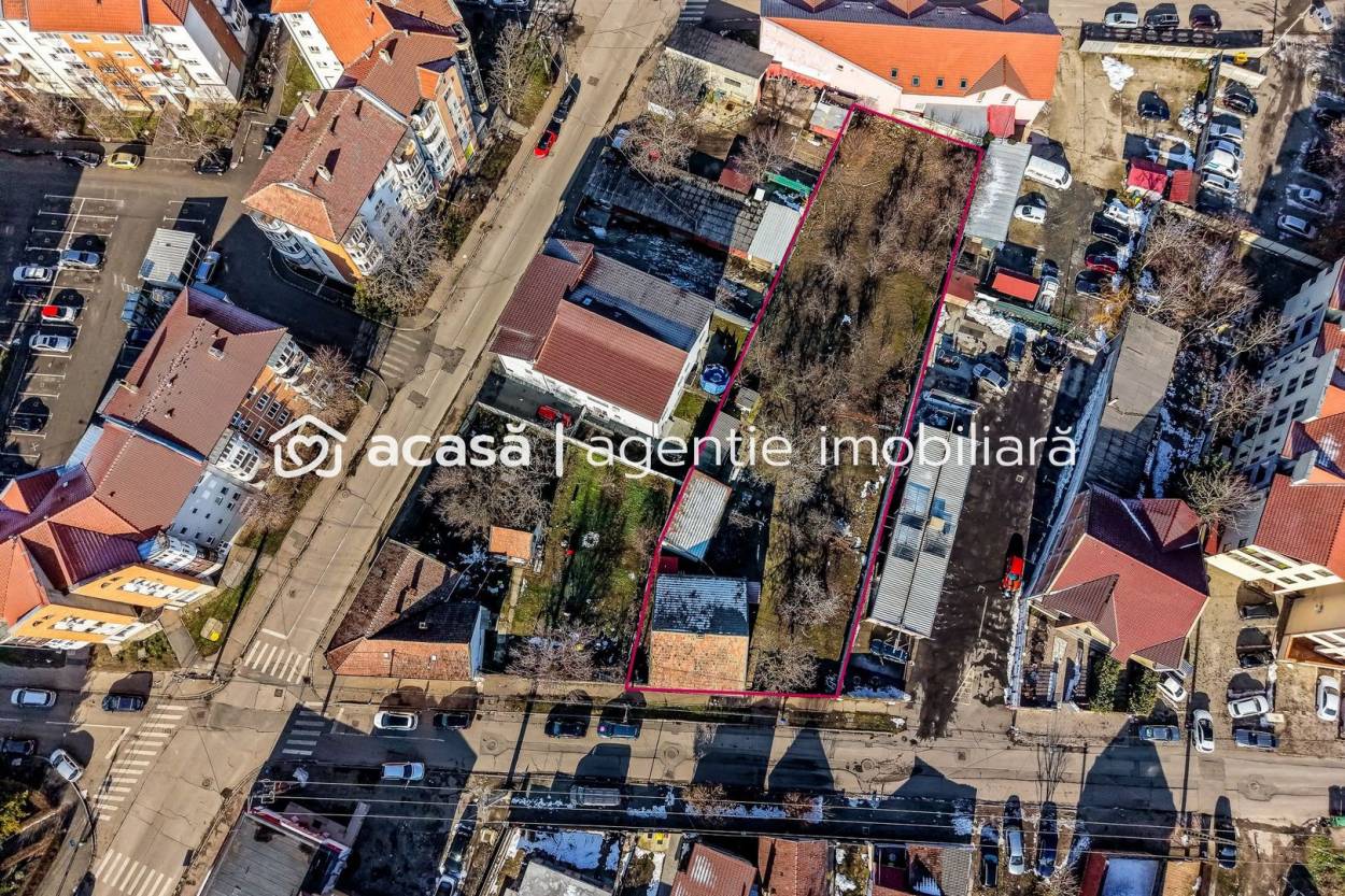 Vanzare casa/vila  6 CAMERE in Arad, Alfa, 1655 mp