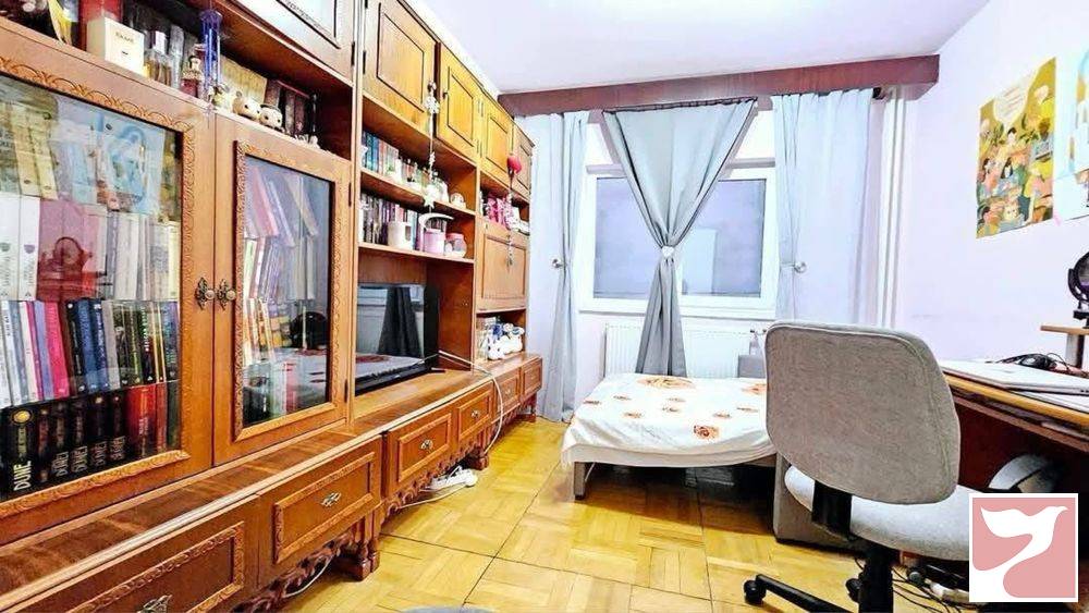 Vanzare apartament  4 CAMERE in Arad, 98 mp