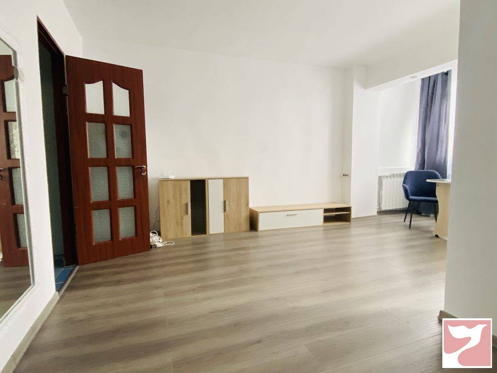 Vanzare apartament  1 CAMERA in Bacău