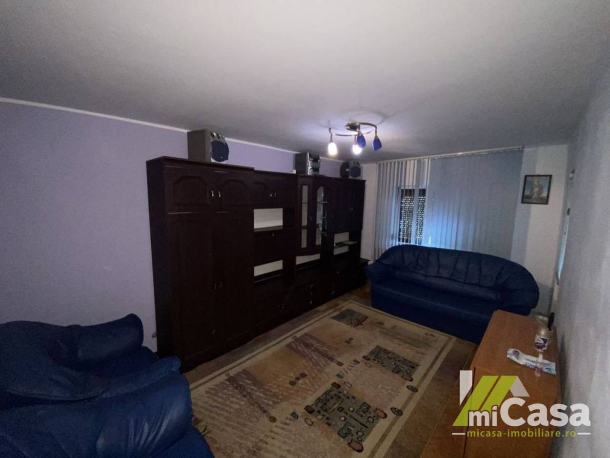 Inchiriere apartament  3 CAMERE in Galati, Micro 16, 50 mp