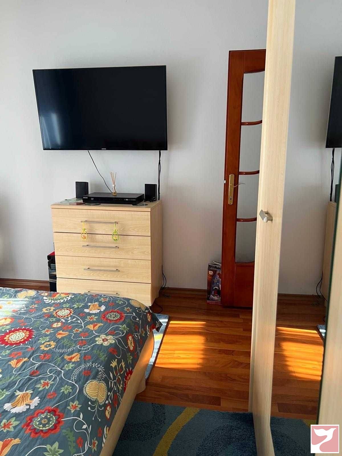 Vanzare apartament  2 CAMERE in Piatra-Neamţ, 53 mp