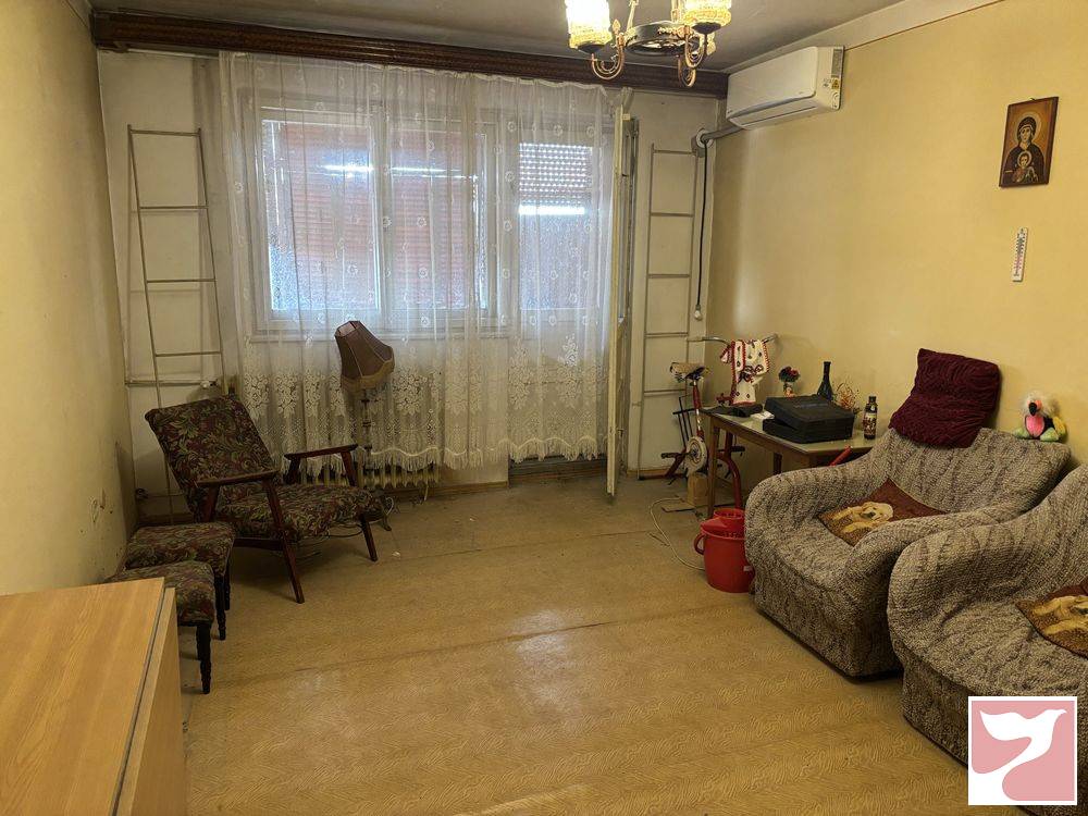Vanzare apartament  3 CAMERE in Ploieşti