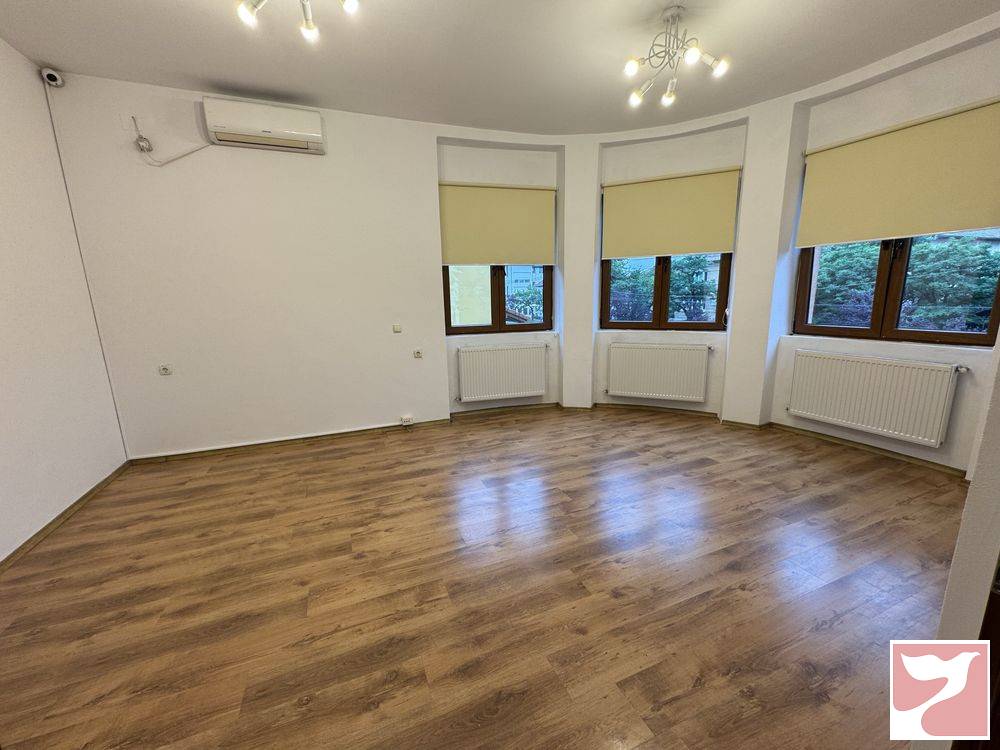 Inchiriere casa/vila  4 CAMERE in Timişoara, 280 mp