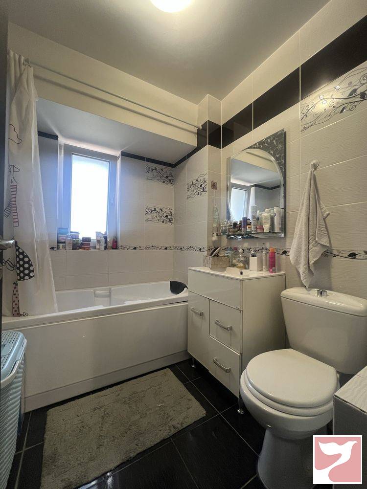 Vanzare apartament  3 CAMERE in Iaşi