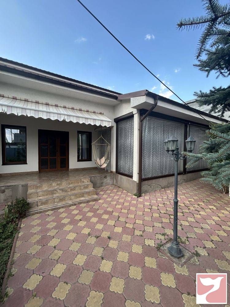 Inchiriere casa/vila  4 CAMERE in Brăila, 150 mp