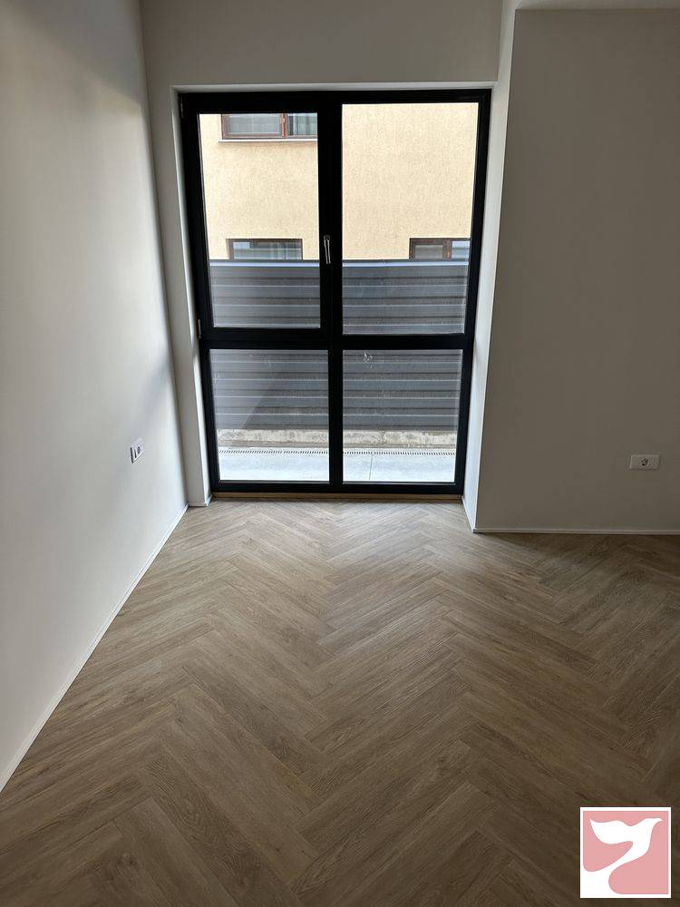 Vanzare apartament  3 CAMERE in Craiova