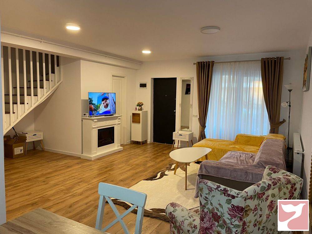 Inchiriere casa/vila  3 CAMERE in Braşov