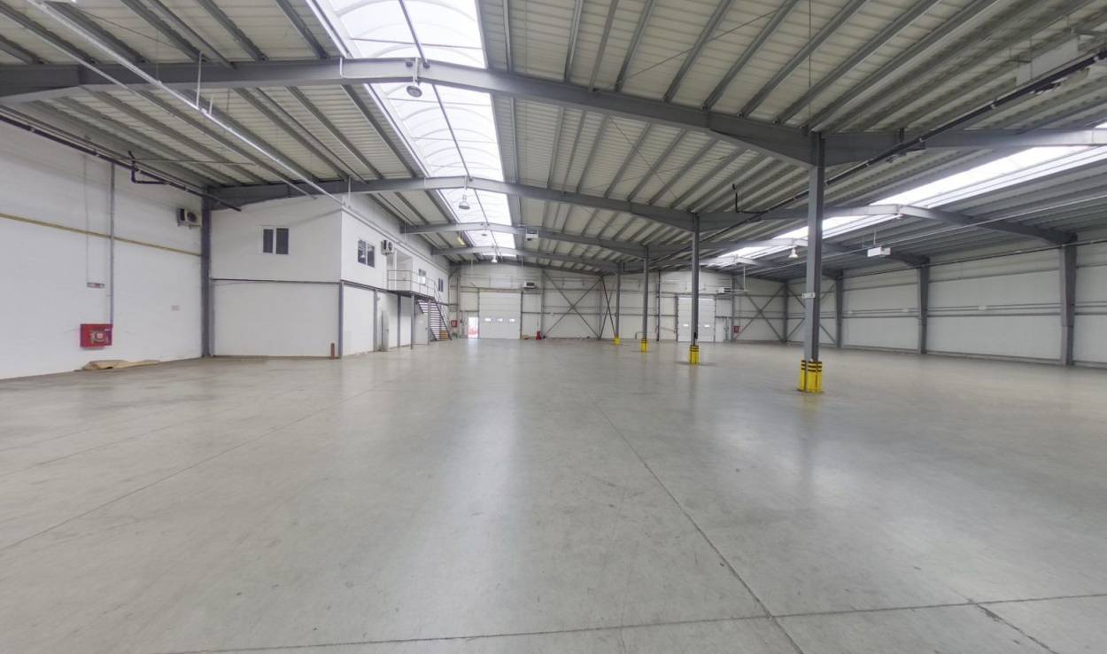 Vanzare spatiu industrial in Arad, Sud, 856 mp