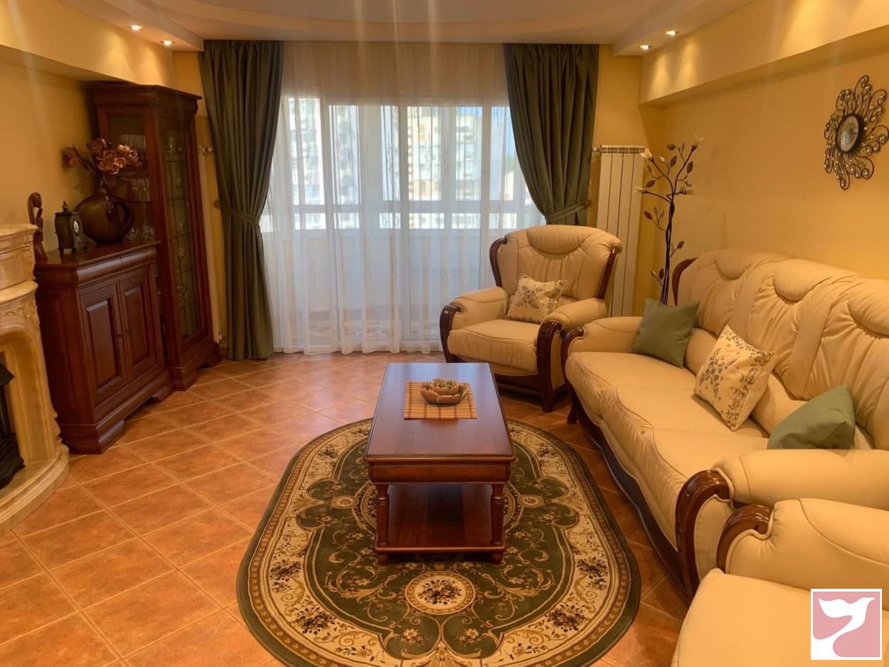 Inchiriere apartament  3 CAMERE in Brăila, 80 mp