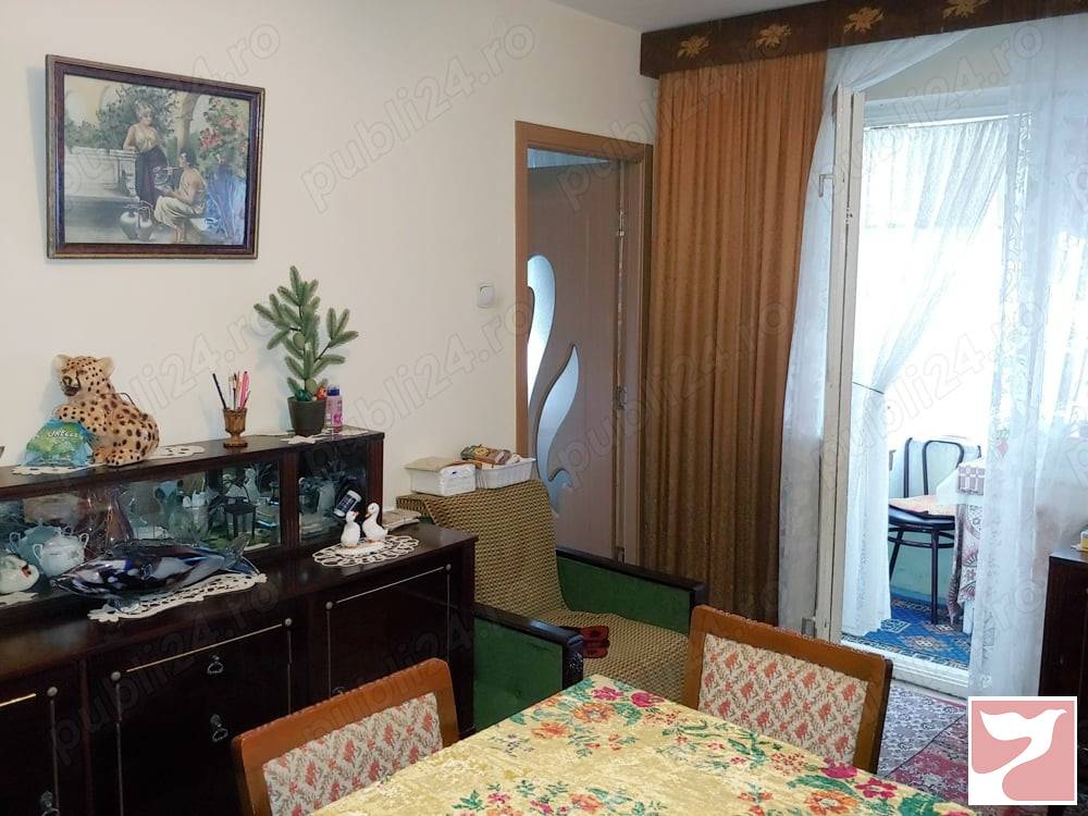 Vanzare apartament  2 CAMERE in Bacău, Zimbru, 35 mp