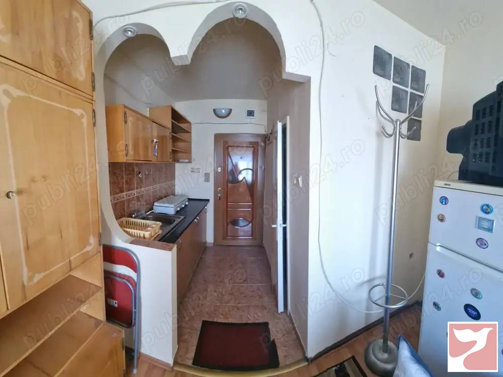 Vanzare apartament  1 CAMERA in Oradea, Rogerius, 15 mp