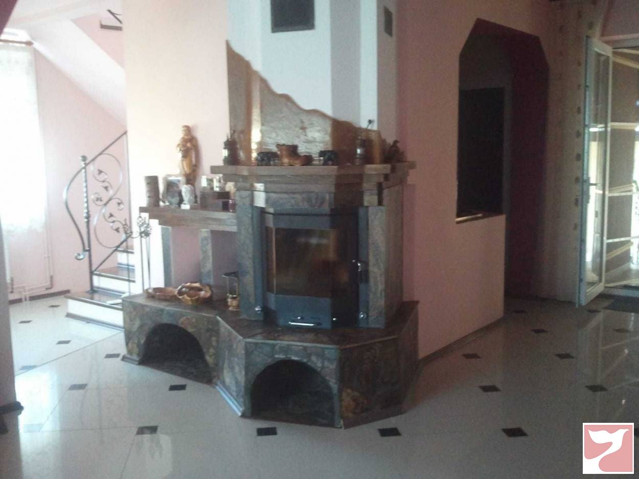 Vanzare casa/vila  4 CAMERE in Oradea, 230 mp