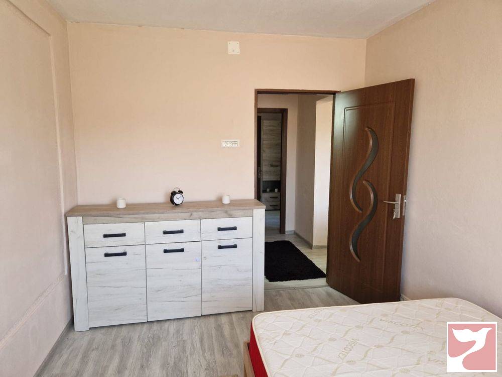 Inchiriere apartament  3 CAMERE in Arad, 55 mp