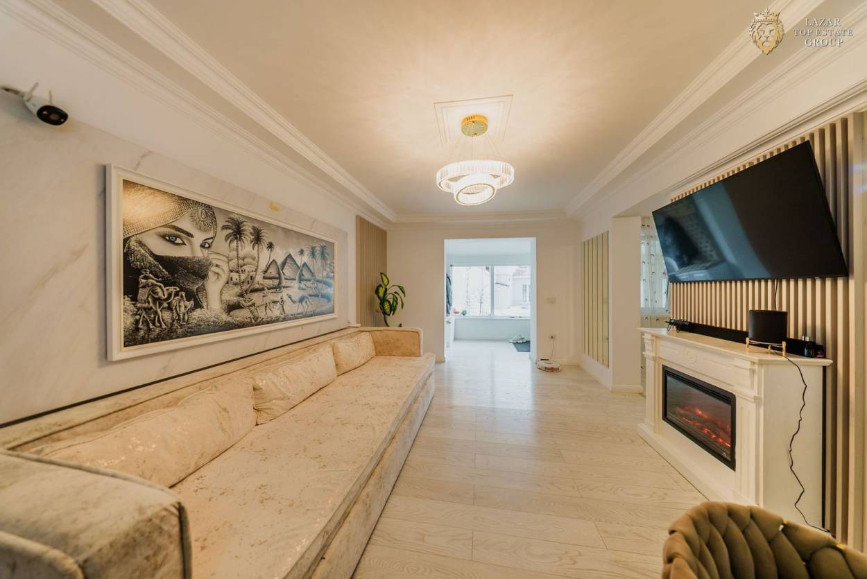 Vanzare casa/vila  4 CAMERE in Arad, Central, 110 mp