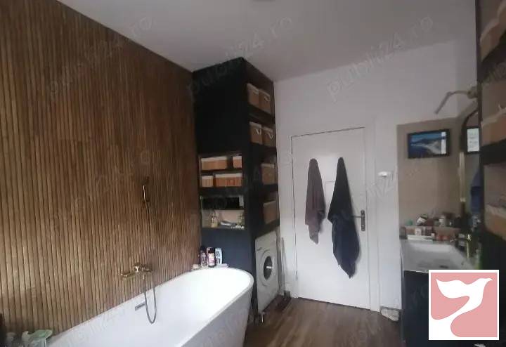 Vanzare casa/vila  3 CAMERE in Târgu Mureş, 140 mp