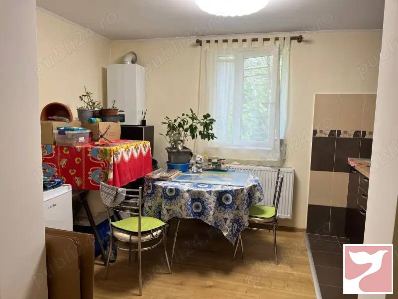 Vanzare casa/vila  5 CAMERE in Oradea, 120 mp