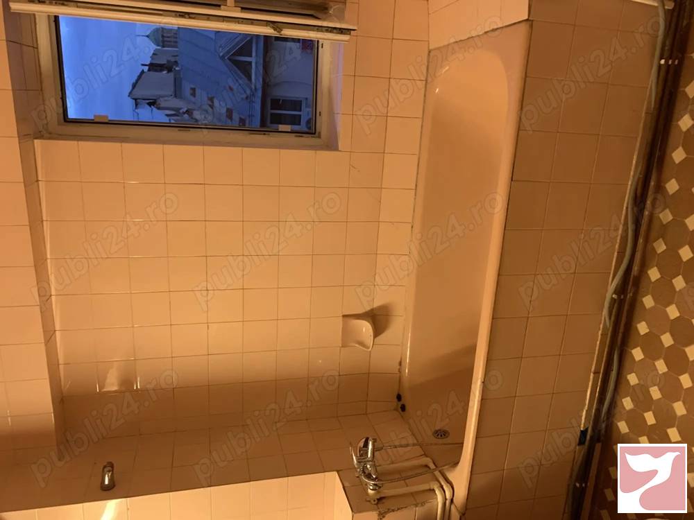 Inchiriere apartament  3 CAMERE in Craiova, Ultracentral, 80 mp