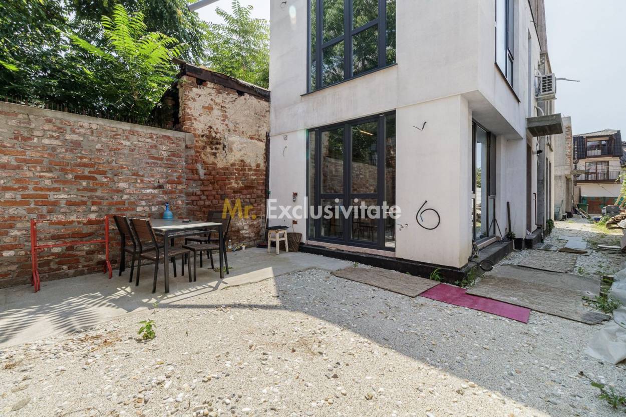 Vanzare casa/vila  5 CAMERE in Bucuresti, Splaiul Unirii, 185 mp