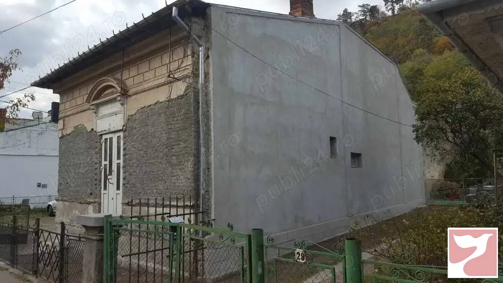 Vanzare casa/vila  6 CAMERE in Piatra-Neamţ, 330 mp