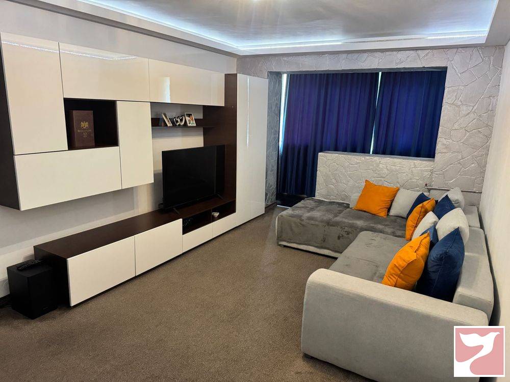 Vanzare apartament  2 CAMERE in Ploieşti, 53 mp