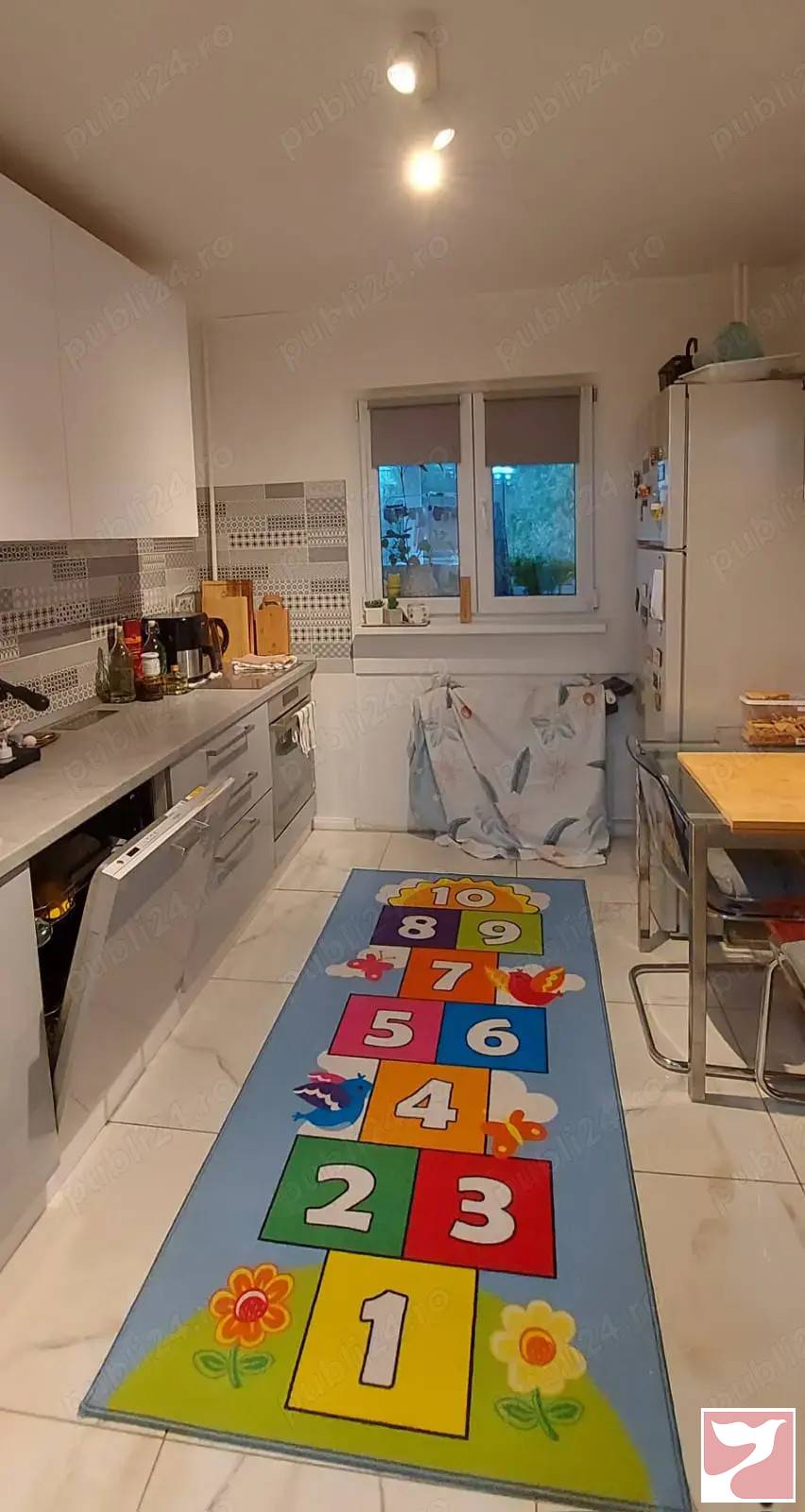 Vand apartament 3 camere Bucuresti 120.000  Vand apartament 3 camere Bucuresti 120.000