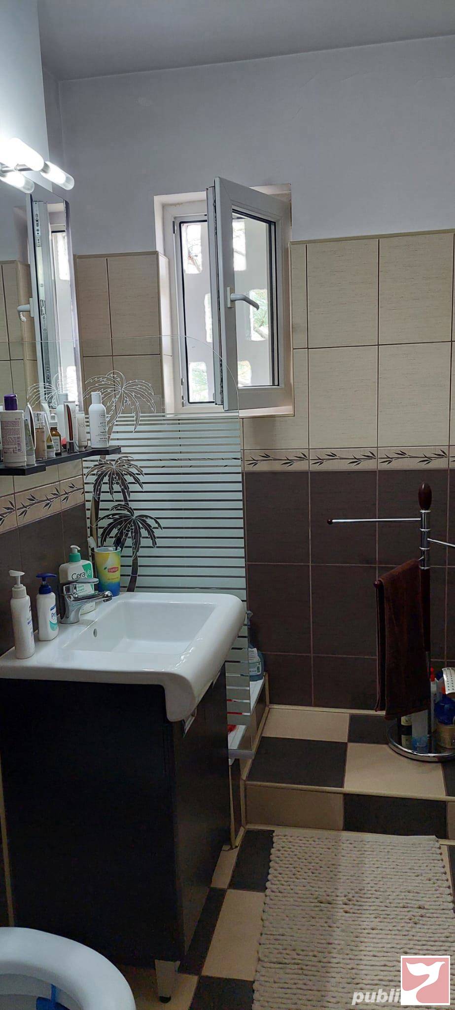 Vanzare apartament  2 CAMERE in Ploieşti, Nord, 53 mp