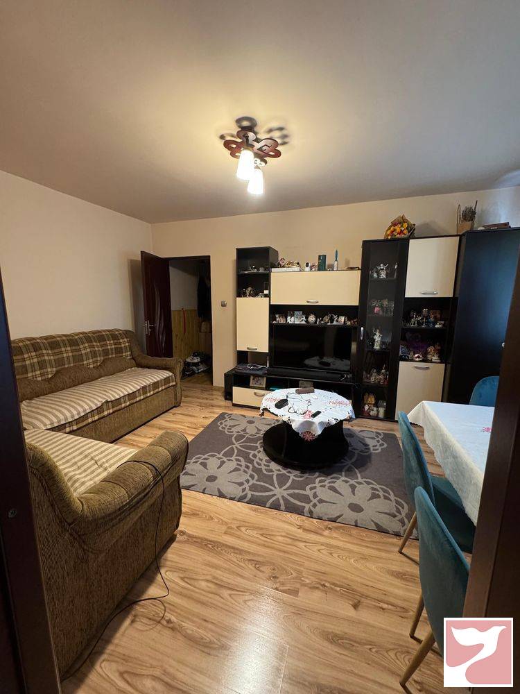 Vanzare apartament  2 CAMERE in Ploieşti, 42 mp