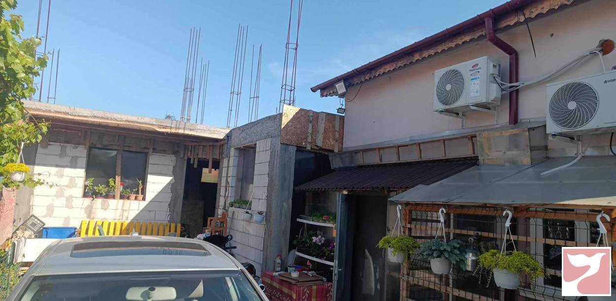 Vanzare casa/vila  2 CAMERE in Craiova, Brestei, 142 mp