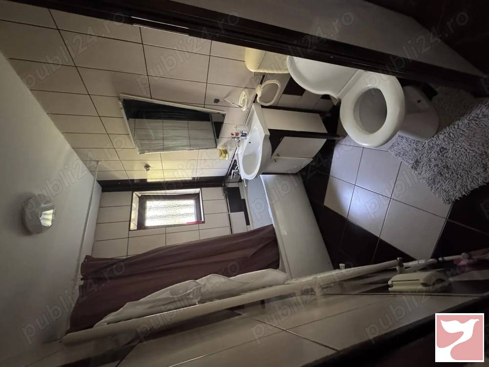 Inchiriere apartament  3 CAMERE in Craiova, 54 mp