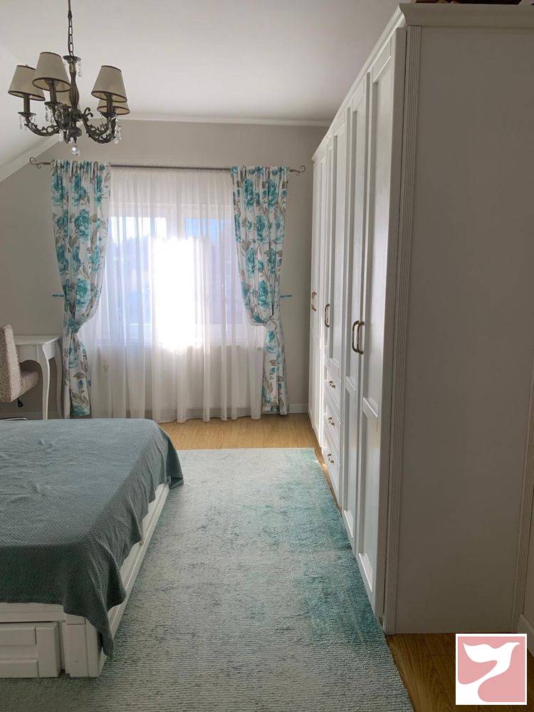 Inchiriere apartament  3 CAMERE in Sibiu, 90 mp