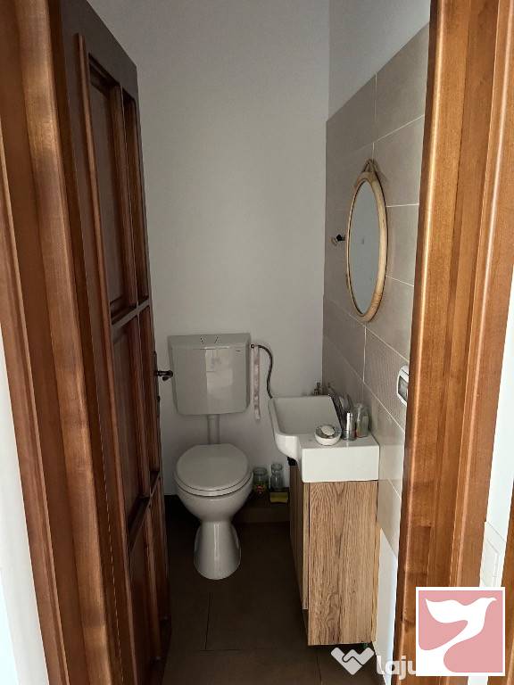 Inchiriere casa/vila  5 CAMERE in Bucuresti, Mitropolie, 160 mp