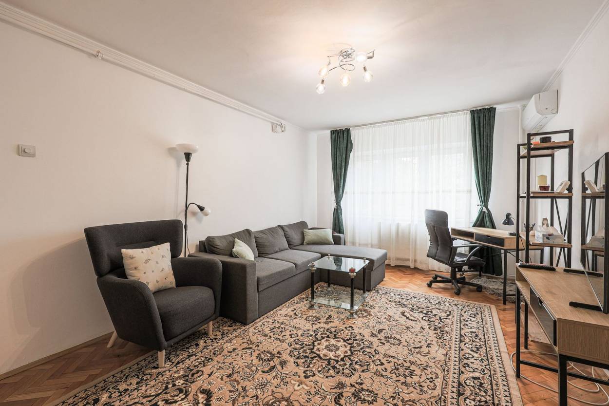 Vanzare apartament  2 CAMERE in Arad, Micalaca, 75 mp