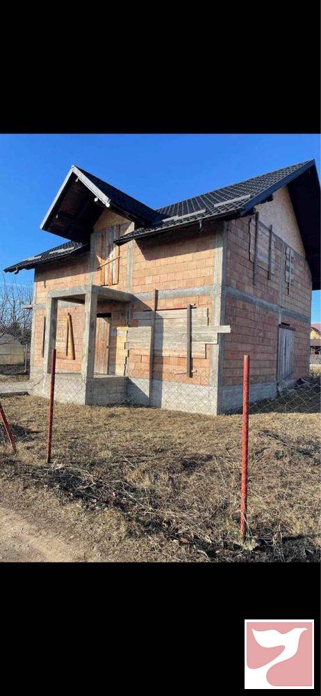 Vanzare casa/vila  4 CAMERE in Suceava, 150 mp