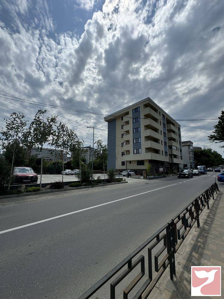 Inchiriere apartament  3 CAMERE in Iaşi, 80 mp