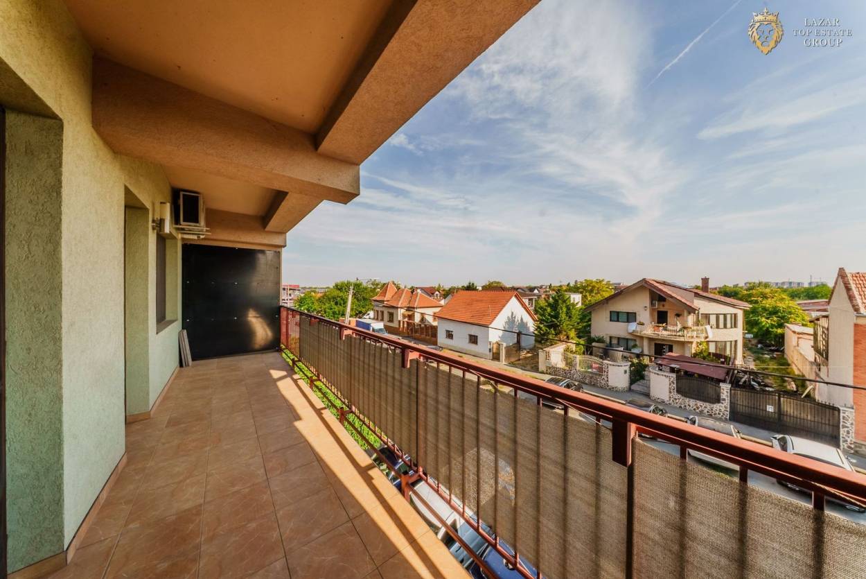 Vanzare apartament  2 CAMERE in Arad, Parneava, 75 mp