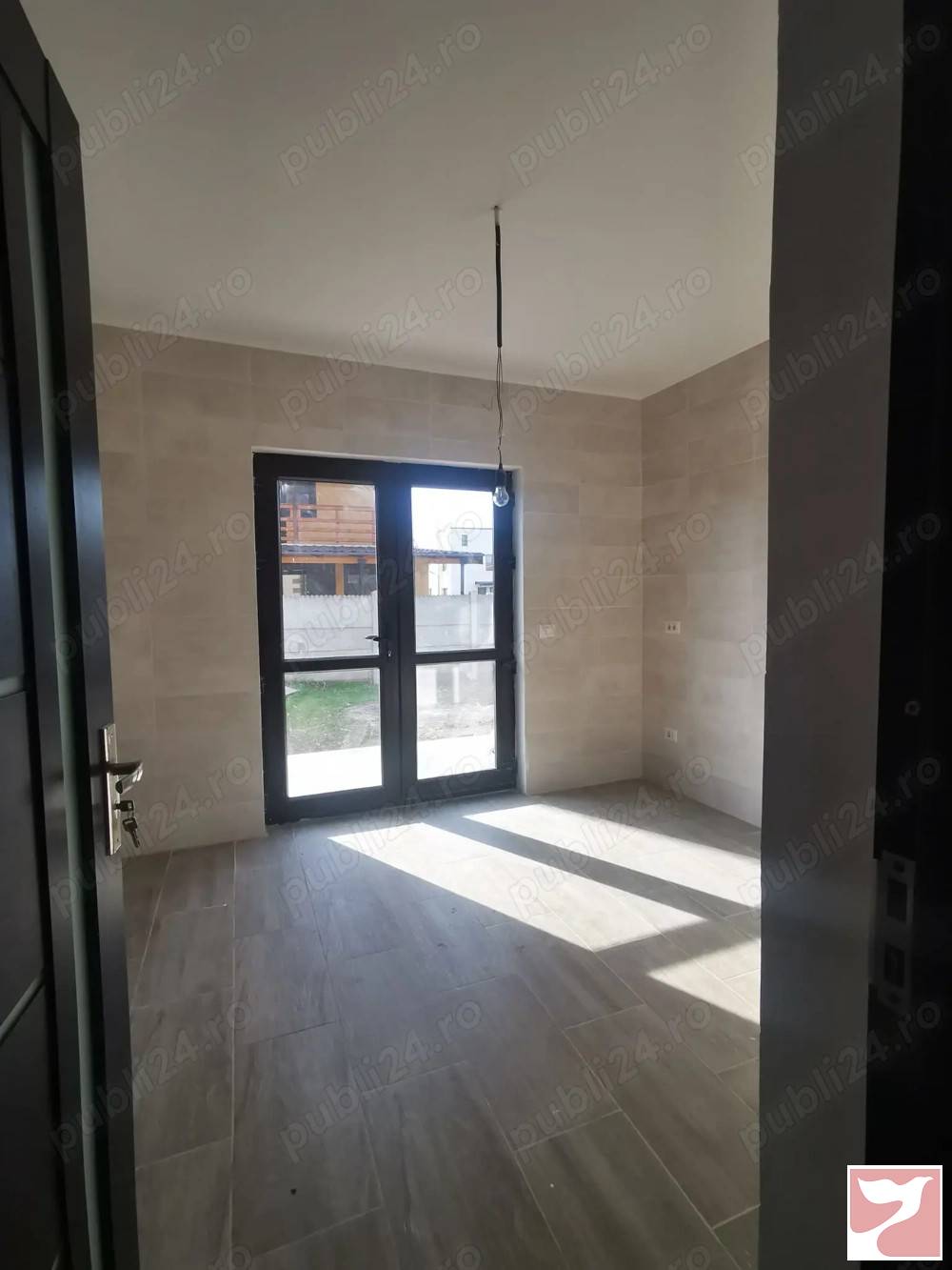 Vanzare casa/vila  5 CAMERE in Craiova, 170 mp