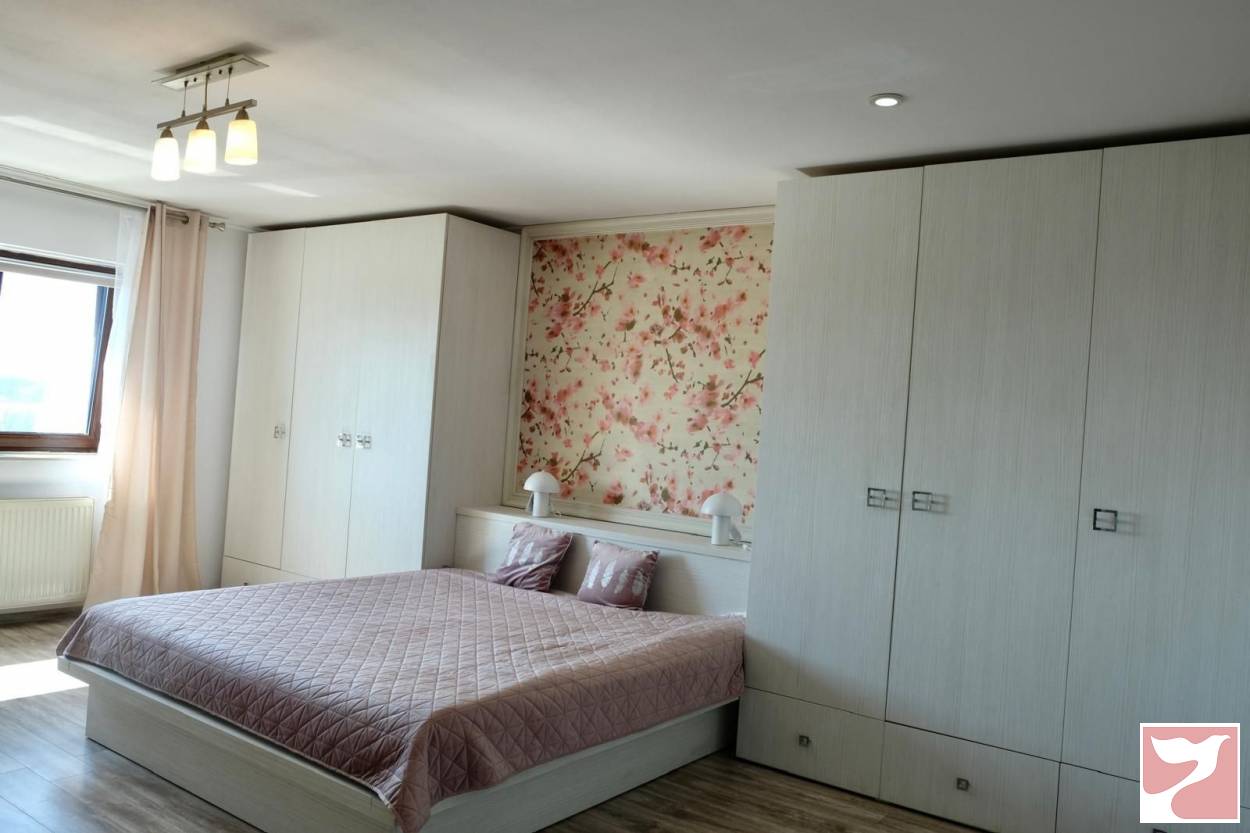 Inchiriere apartament  3 CAMERE in Arad, 120 mp