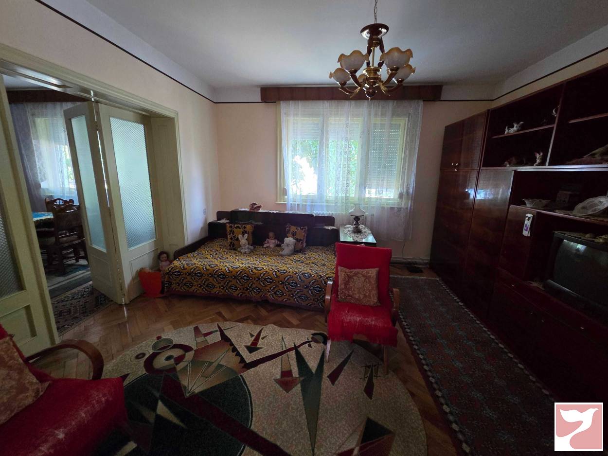 Vanzare casa/vila  4 CAMERE in Oradea, 179 mp