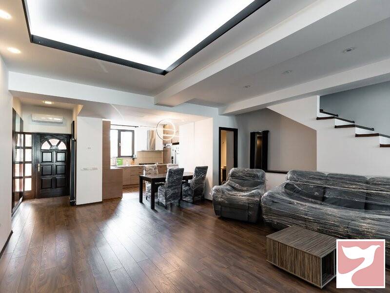 Inchiriere casa/vila  3 CAMERE in Bucuresti, Crângași, 250 mp