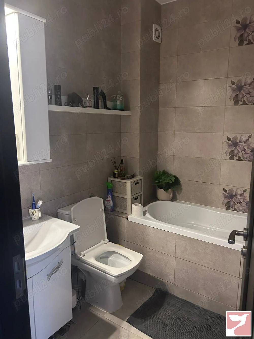 Vanzare apartament  3 CAMERE in Sibiu, Calea Cisnadiei, 57 mp