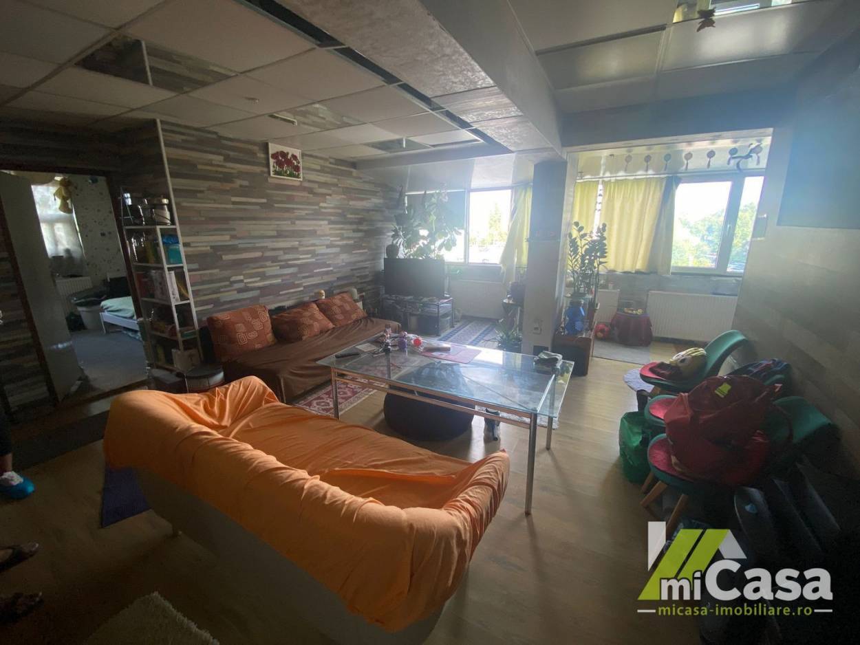 Vanzare apartament  4 CAMERE in Galati, Micro 38, 87 mp