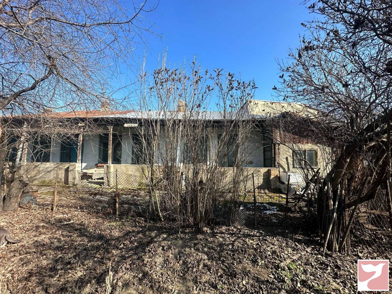 Vanzare casa/vila  4 CAMERE in Iaşi, 246 mp