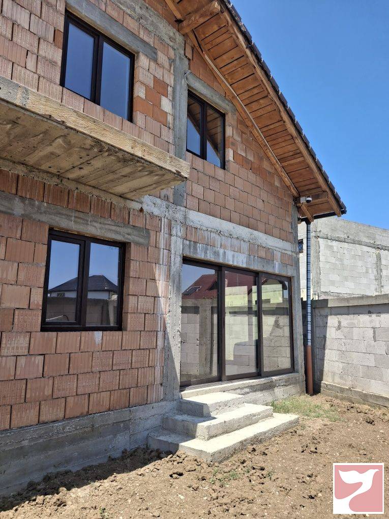Vanzare casa/vila  4 CAMERE in Drobeta-Turnu Severin, 220 mp