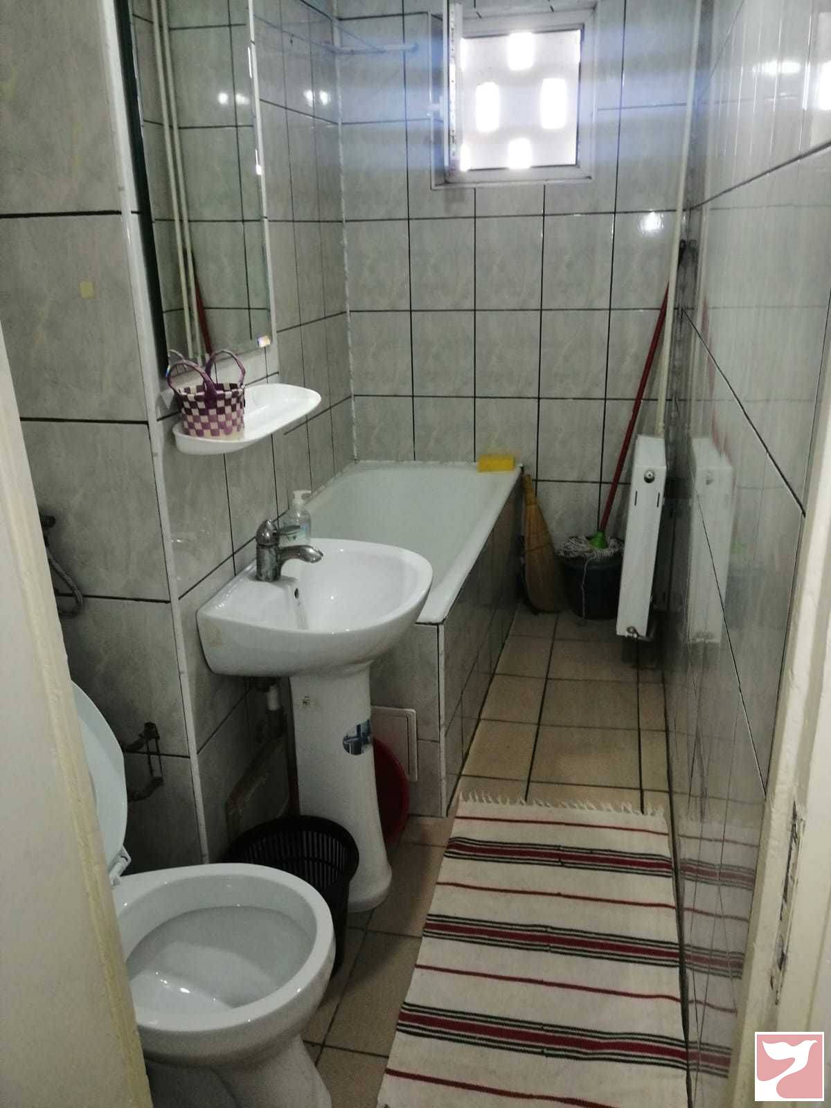 Vanzare apartament  2 CAMERE in Ploieşti, Mihai Bravu, 42 mp