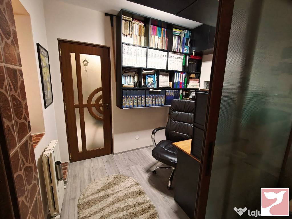 Vanzare apartament  3 CAMERE in Bacău, Nord, 85 mp