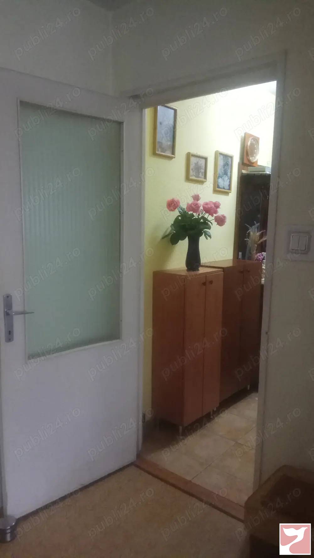 Vanzare apartament  2 CAMERE in Ploieşti, Mihai Bravu, 42 mp