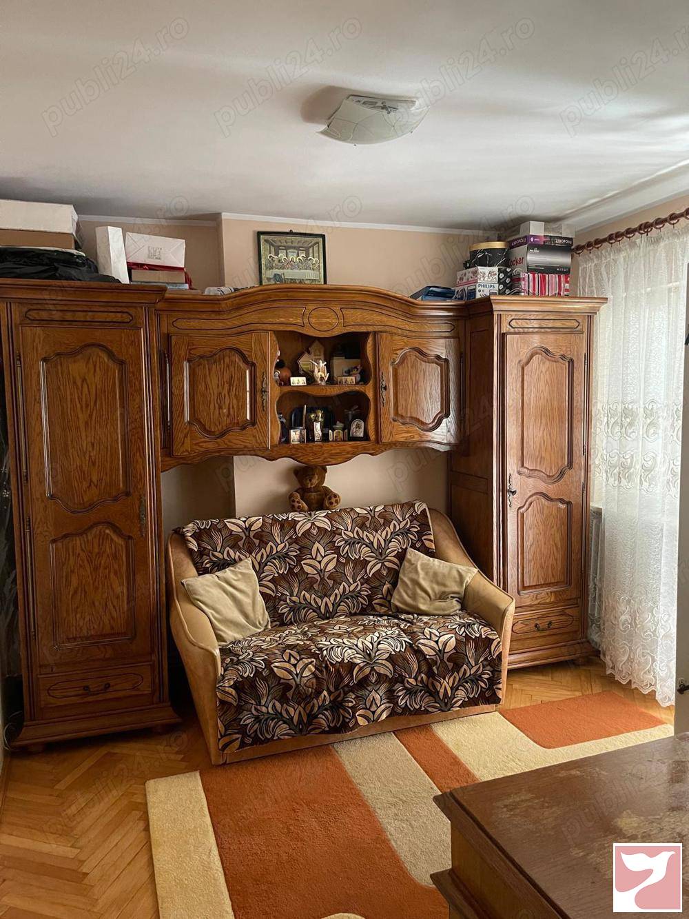 Vanzare apartament  3 CAMERE in Botoşani, 65 mp